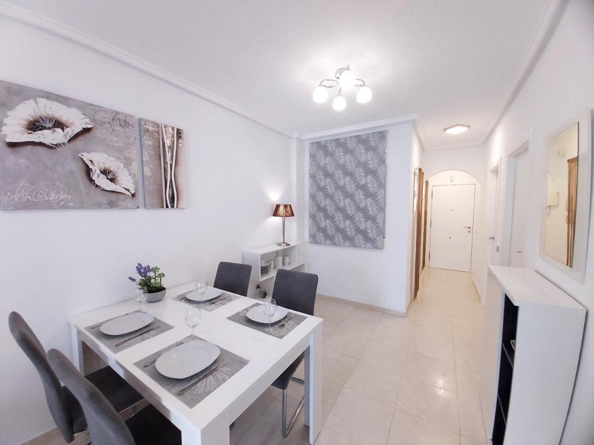 Apartamento Espanatour LAGUNA Torrevieja Exterior foto